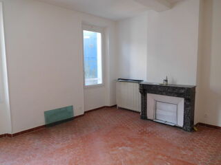  Appartement à louer 4 pièces 80 m²