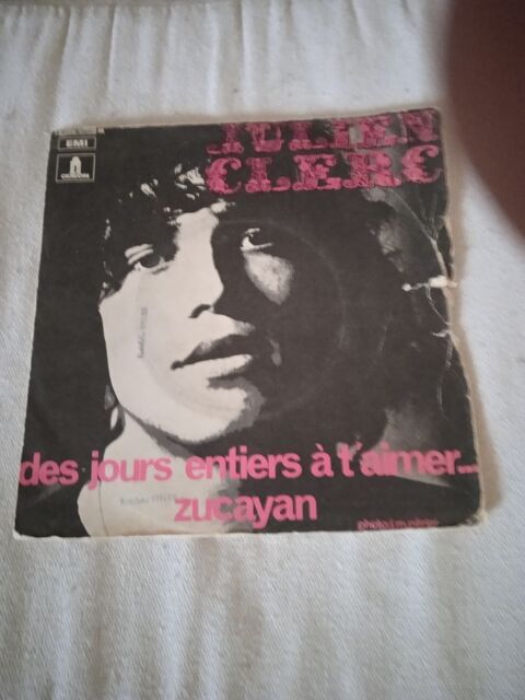 Vinyle 45 T Julien Clerc
Des jours entiers à t'aimer 15 Talange (57)