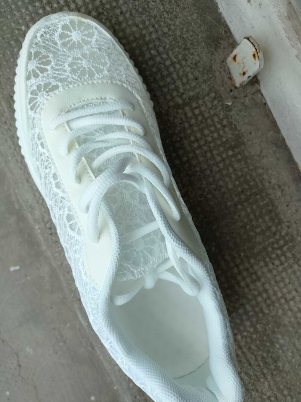 BASKETS DENTELLE FEMME TOUTES NEUVE Chaussures