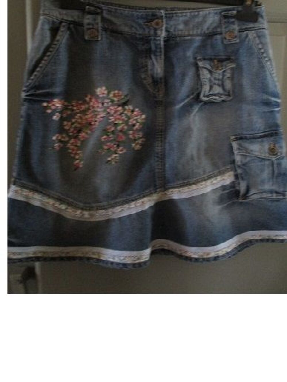 Jupe en jeans &agrave; godets 
Vêtements