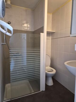  Appartement � vendre 2 pi�ces 27 m� Lyon