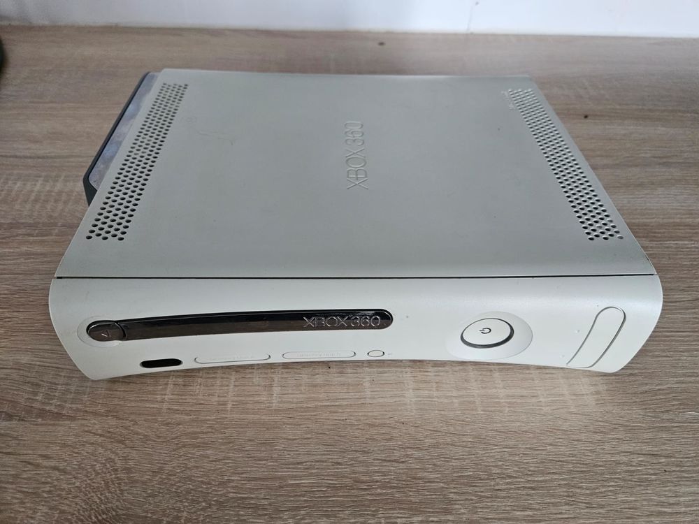 XBox360 Consoles et jeux vidéos
