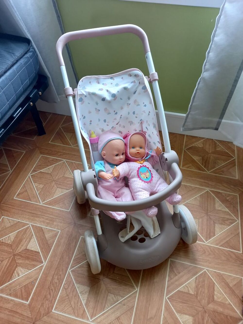 Poussette petite fille Jeux / jouets