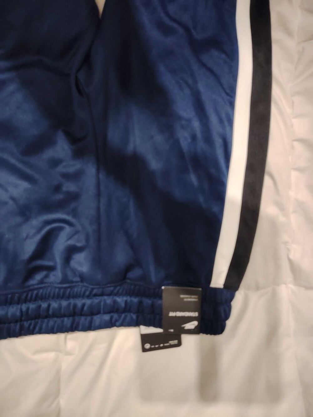 SURV&Ecirc;TEMENT NIKE AIR Vêtements