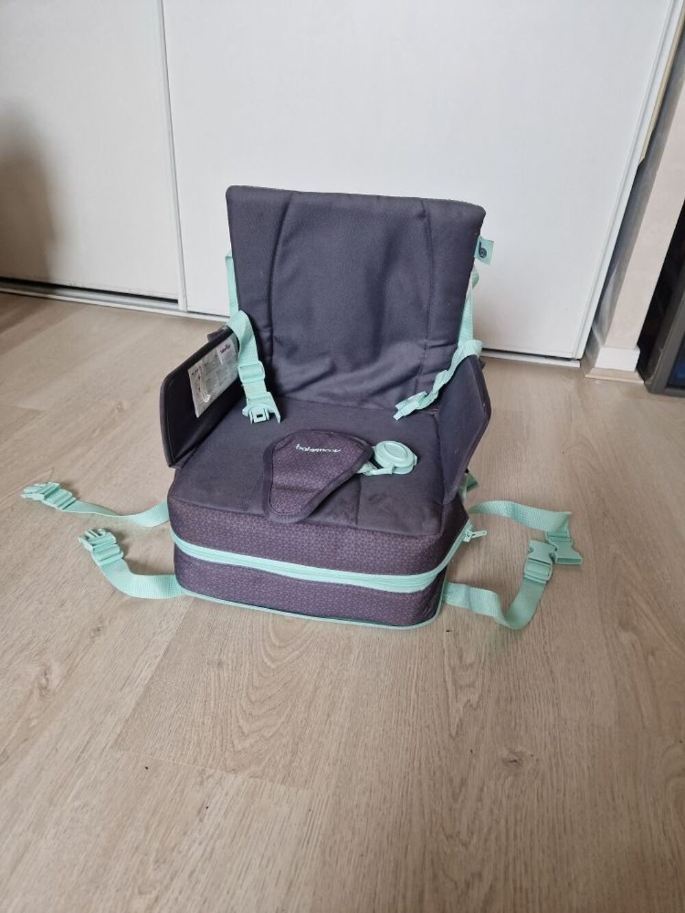 r&eacute;hausseur nomade pour chaise Puériculture