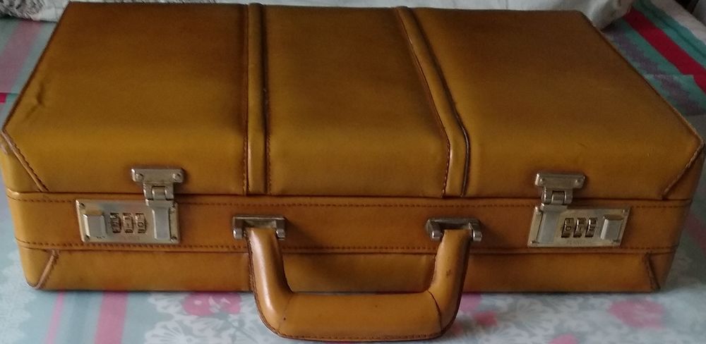 Attach&eacute;-case Vintage en cuir Maroquinerie