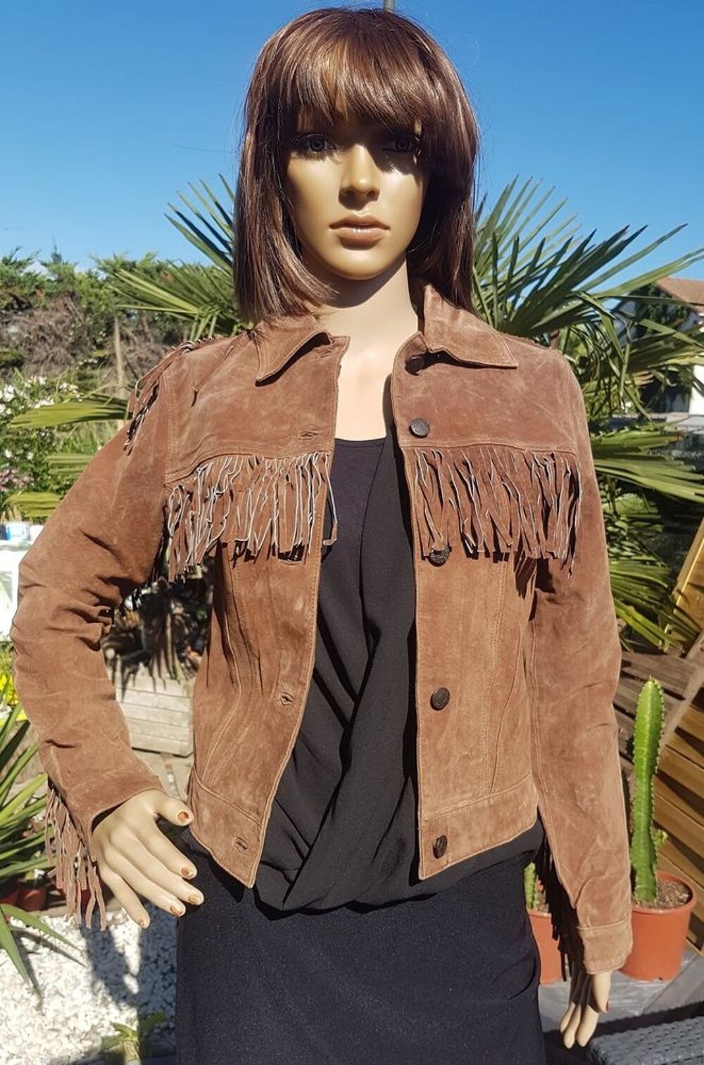 Blouson western cuir &agrave; franges neuf Vêtements