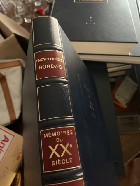 Donne encyclopédie Bordas  0 Villerupt (54)