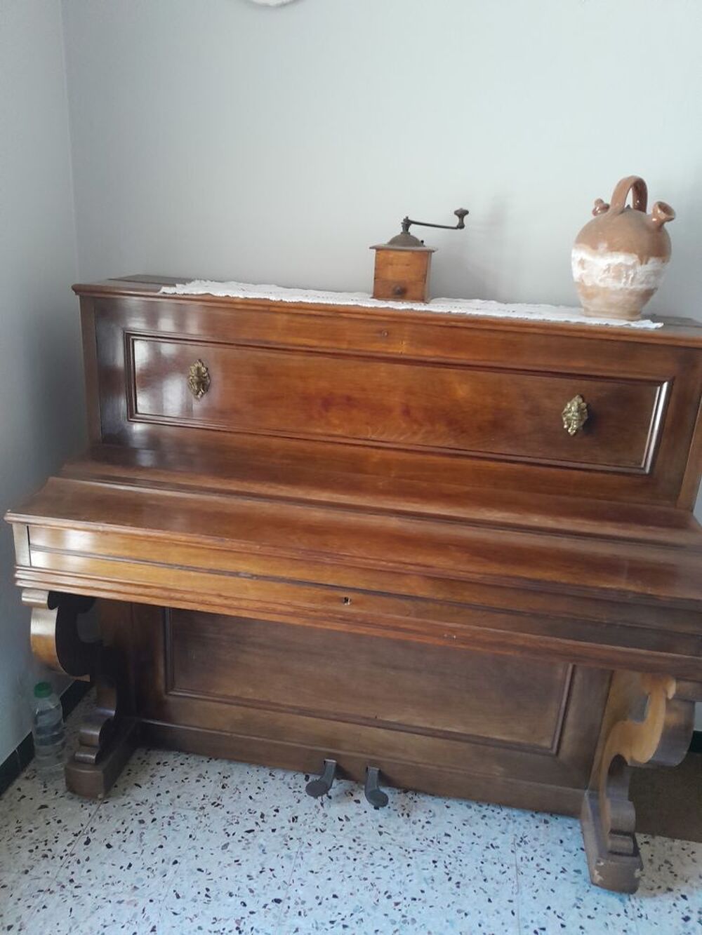 Piano ancien Instruments de musique