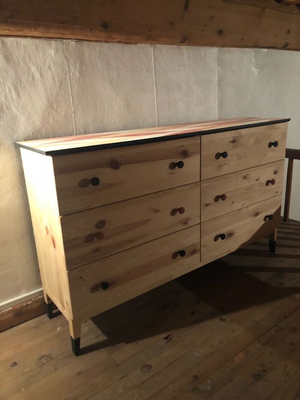 A SAISIR - LYON 4 (COMMODE + CLIC CLAC 150 euros
Meubles