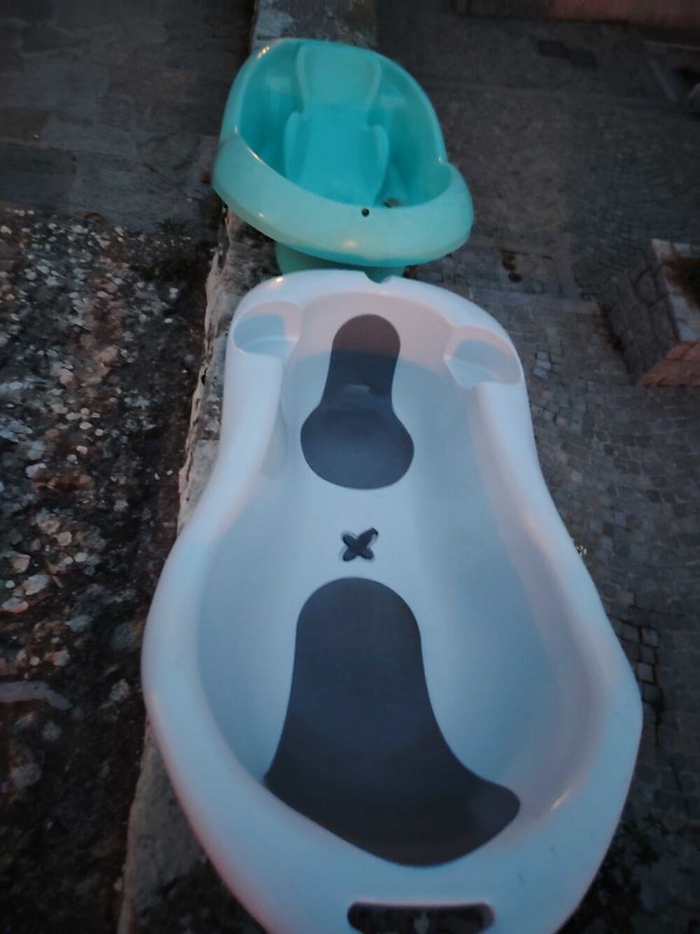 Baignoire pour BEBE Puériculture