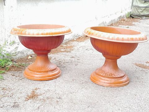 pots   et  jardinieres 1 Abbeville (80)