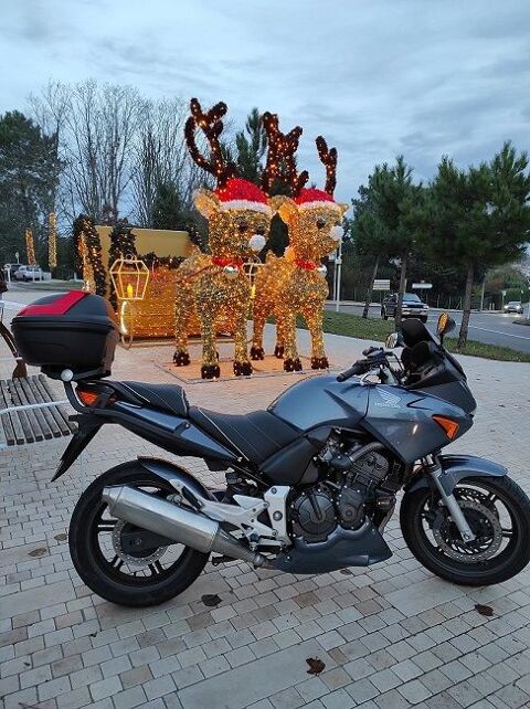 Moto HONDA 2004 occasion Saint-Vincent-de-Tyrosse 40230