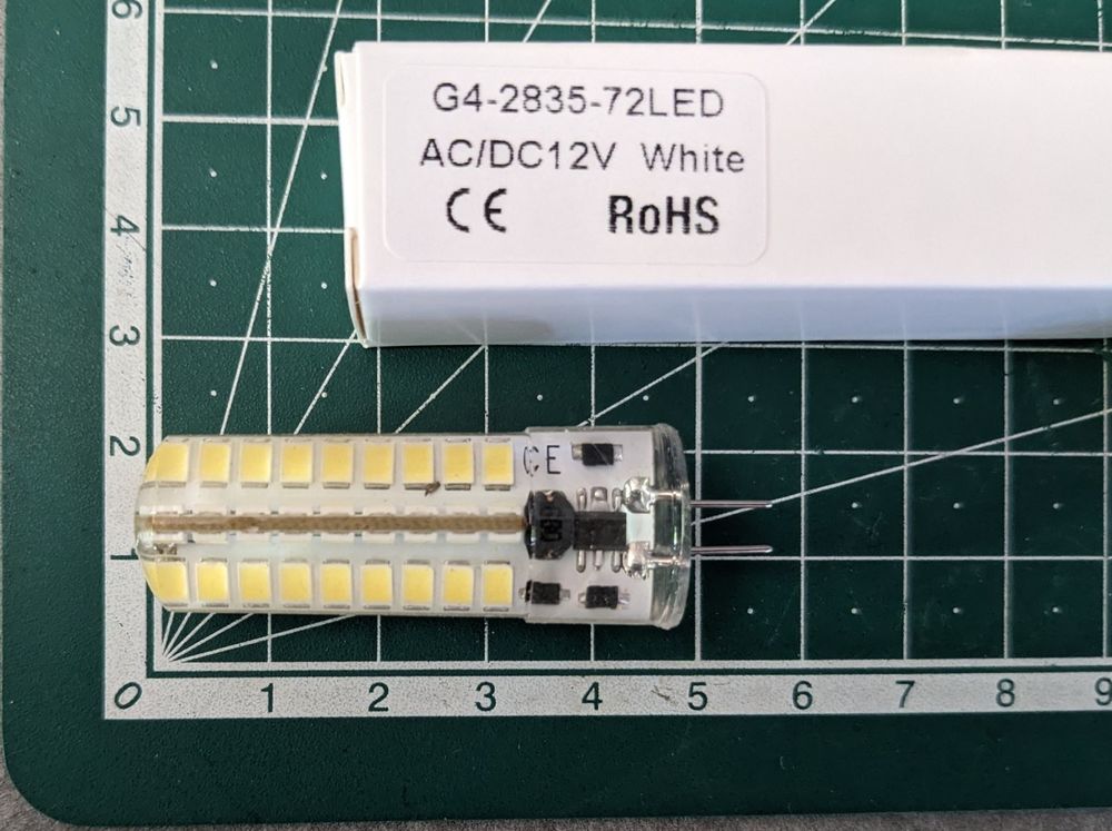 2 Ampoules &agrave; led G4 a 72 leds Neuve jamais utilis&eacute;.
Frais de Bricolage