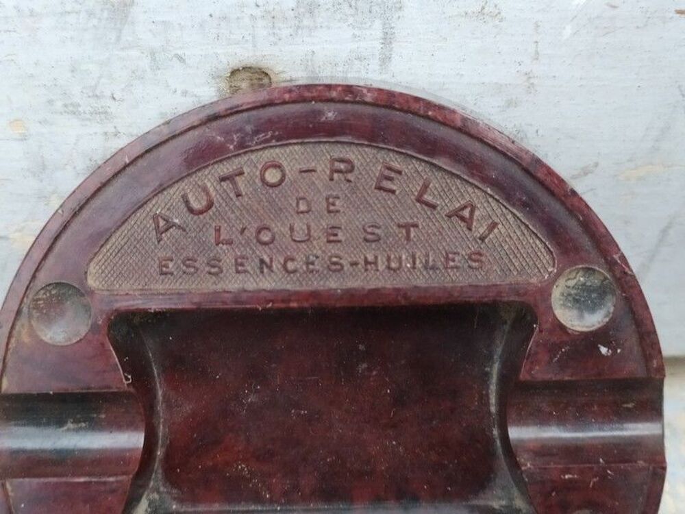 Cendrier Publicitaire Bak&eacute;lite Huiles Auto Relai de l'Ouest 