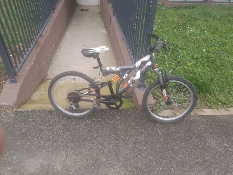 vtt enfant btwin 80 Soissons (02)