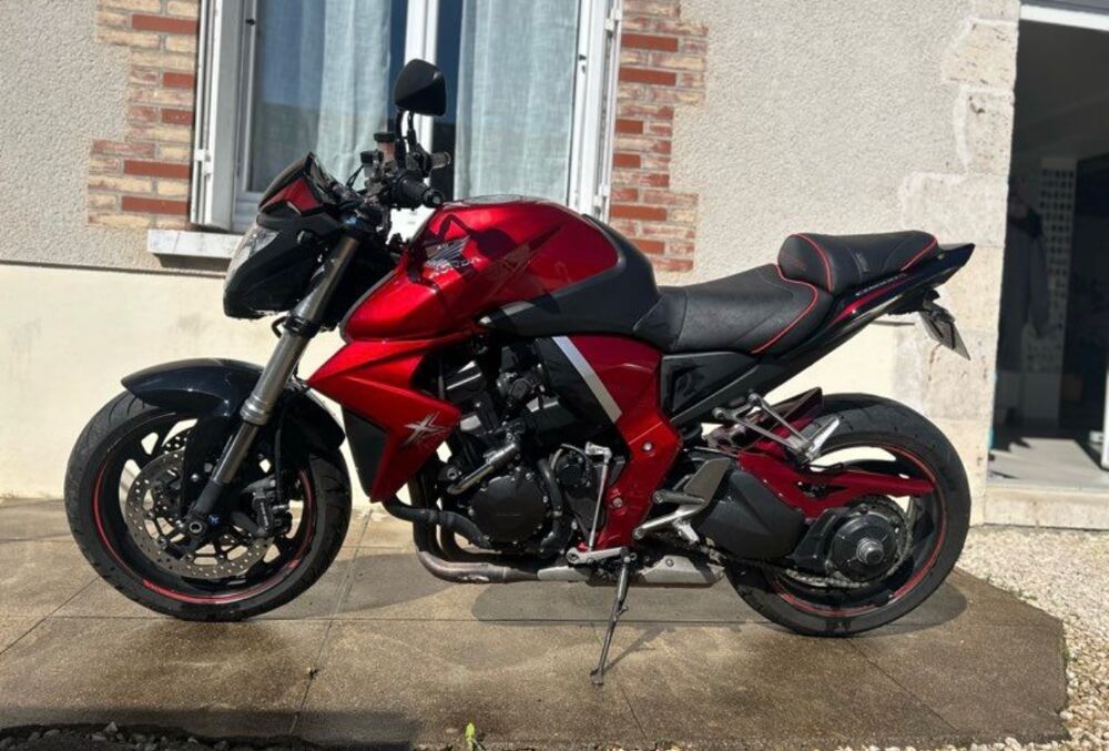HONDA 2010 occasion 41100 Villemardy