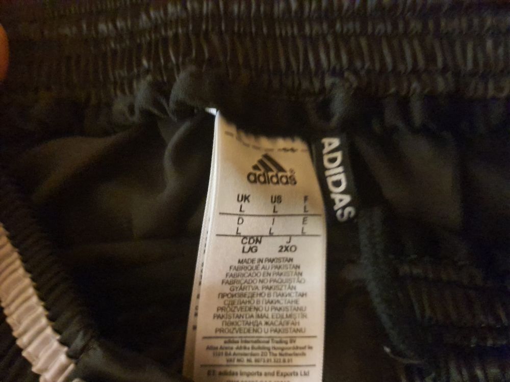 short de boxe anglaise/ta&iuml; Vêtements