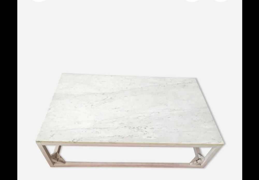Table basse rectangulaire et 2 bouts de canap&eacute; assortis 
Meubles