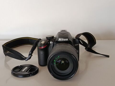 Nikon D3200 + 18-105mm, - de 11k déclenchements
Kit complet Angoulême (16)