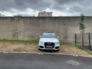  Parking / Garage  louer 12 m