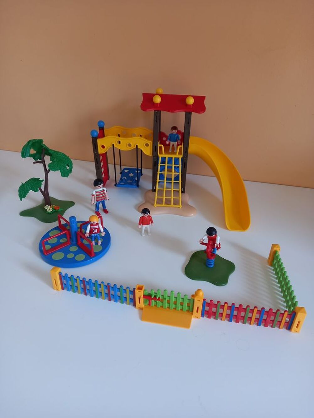 Aire de jeux playmobil