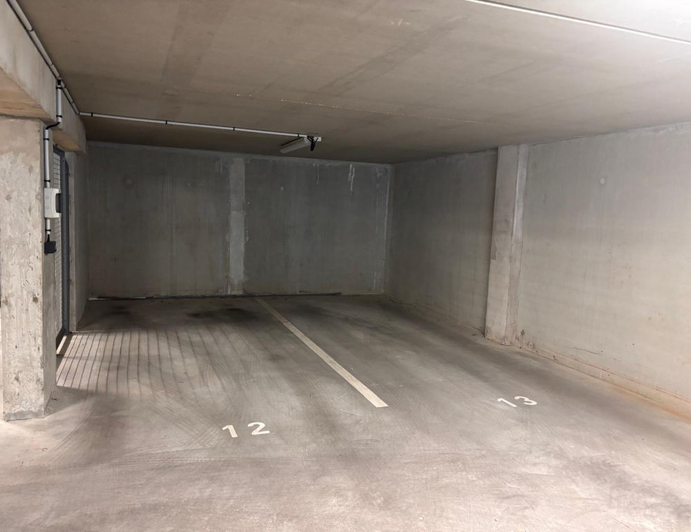 Location Parking/Garage Place de parking ? Nantes centre Dobrée Graslin ? ru Nantes