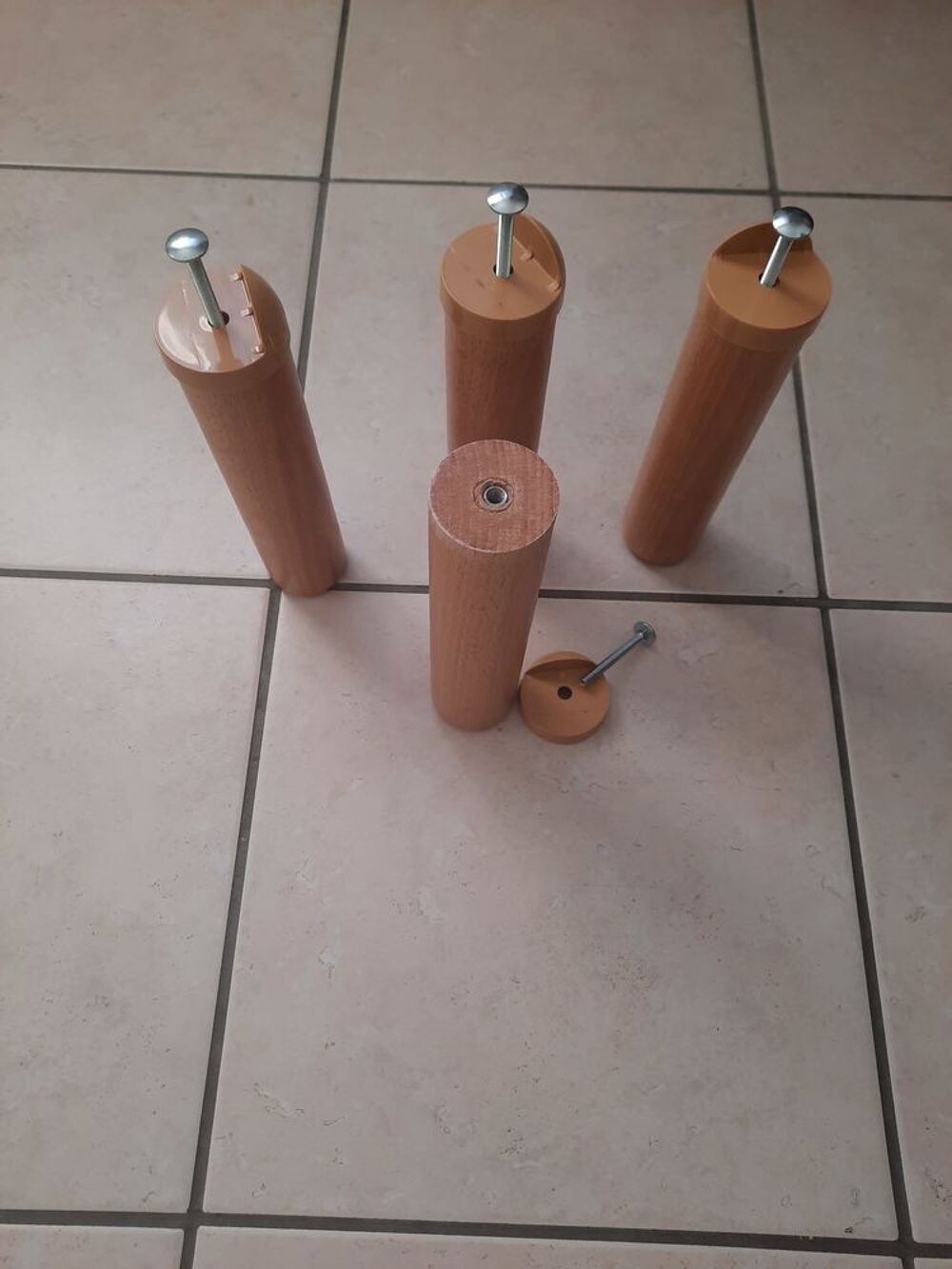 jeu de 4 pieds Meubles