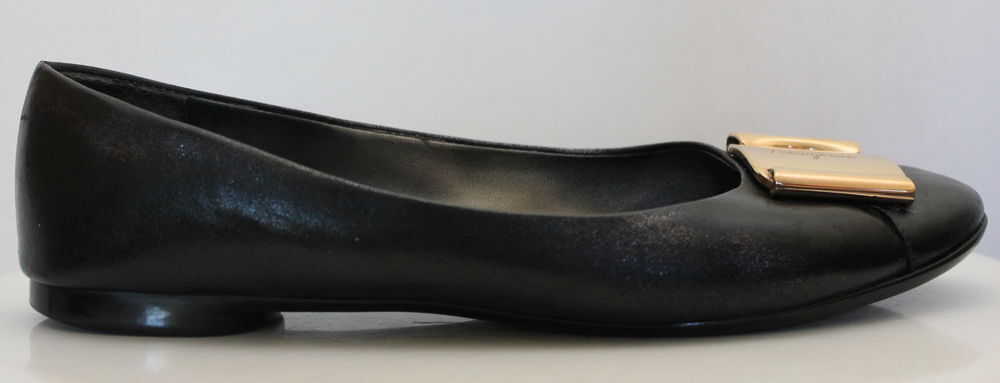 Ballerines cuir noir FERRAGAMO T.39 Chaussures