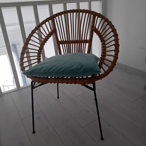 JOLI FAUTEUIL EN ROTIN MAISONS DU MONDE 70 Les Issambres (83)