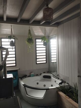  Villa � vendre 4 pi�ces 170 m� Saint-denis