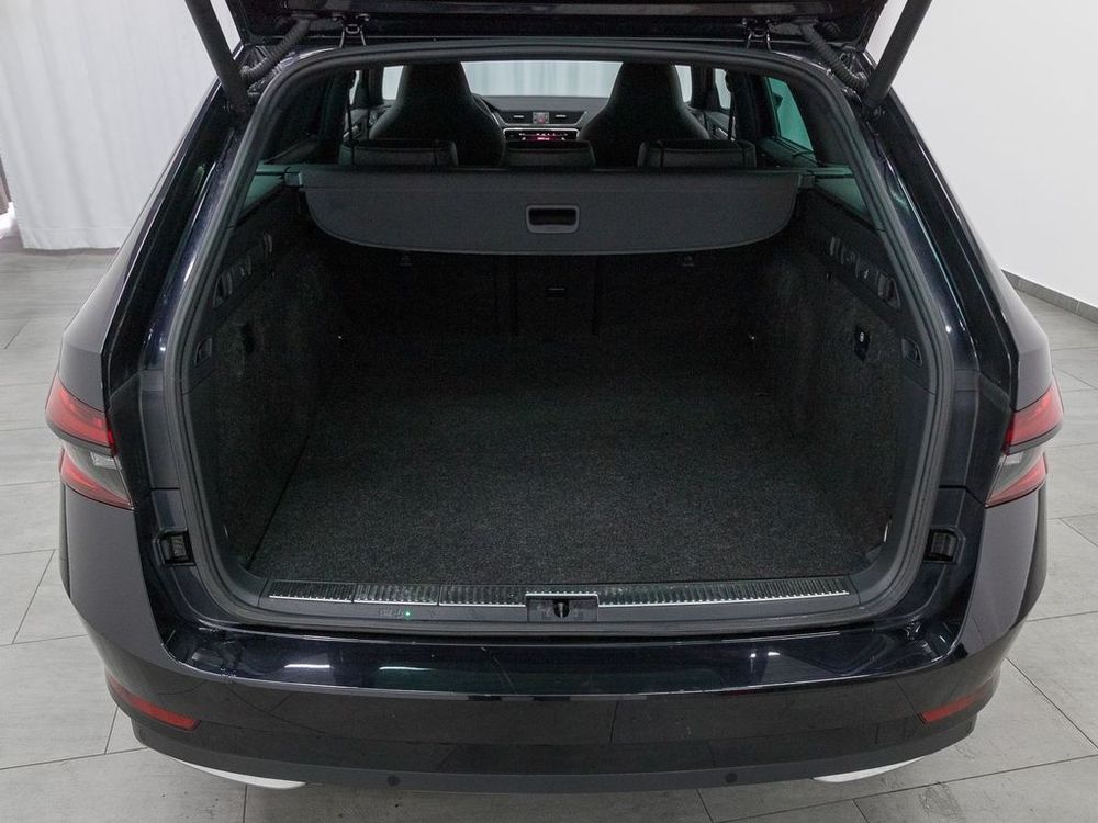 Superb Combi 1.4 TSI PHEV 218 ch DSG6 Sportline 2021 occasion 69007 Lyon
