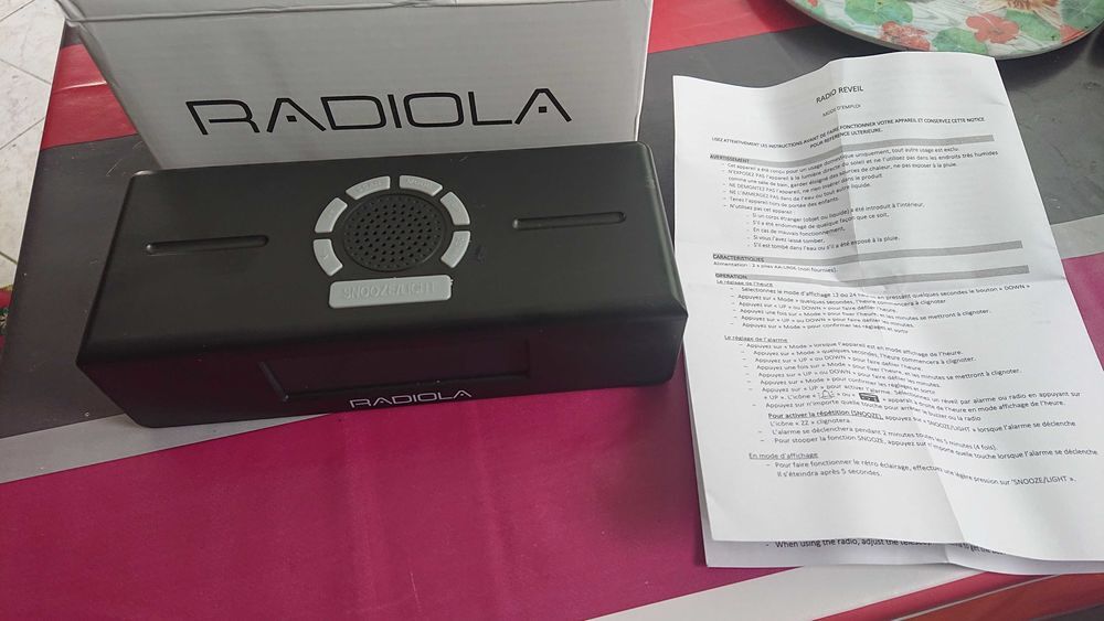 Radio r&eacute;veil Photos/Video/TV