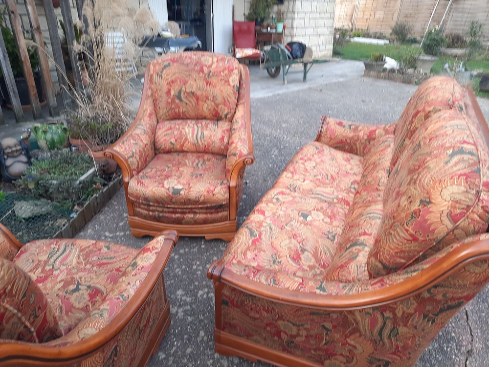Canap&eacute; plus deux fauteuils Meubles