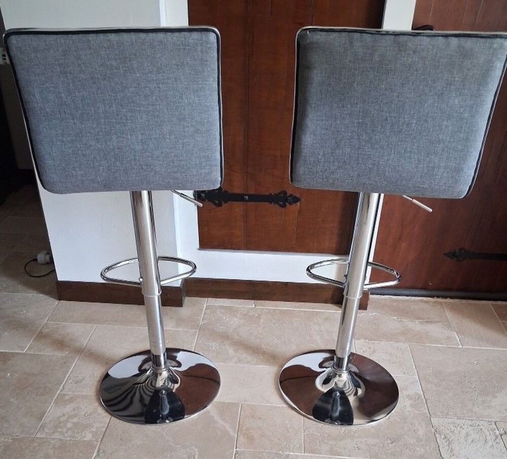 2 TABOURETS DE BAR Meubles