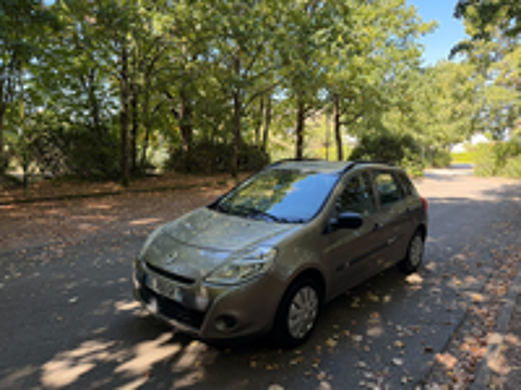 Clio III Estate Clio Estate III dCi 70 eco2 Authentique 2009 occasion 35000 Rennes