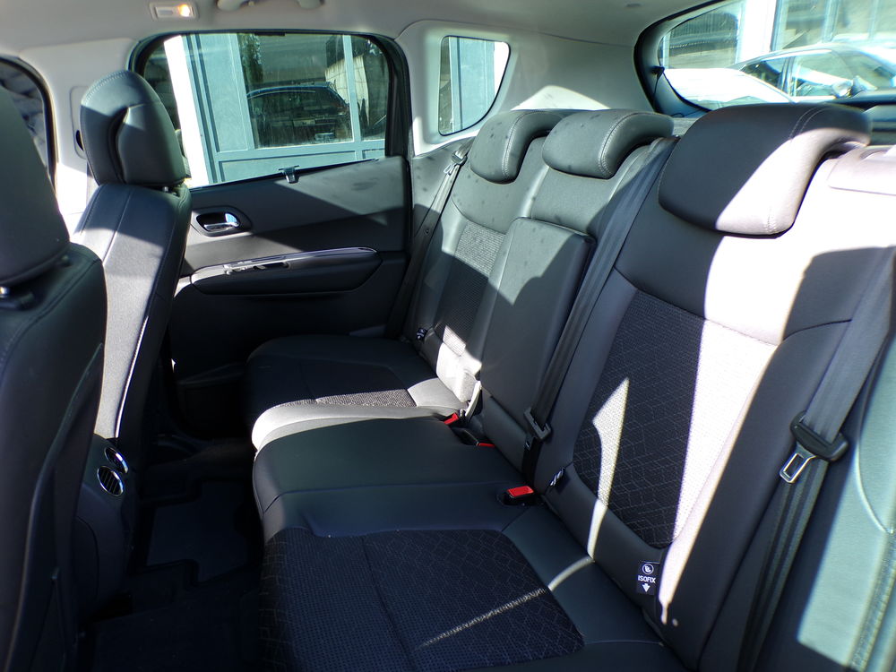 3008 1.6 BlueHDi 120ch S&S BVM6 Business 2015 occasion 42300 Roanne