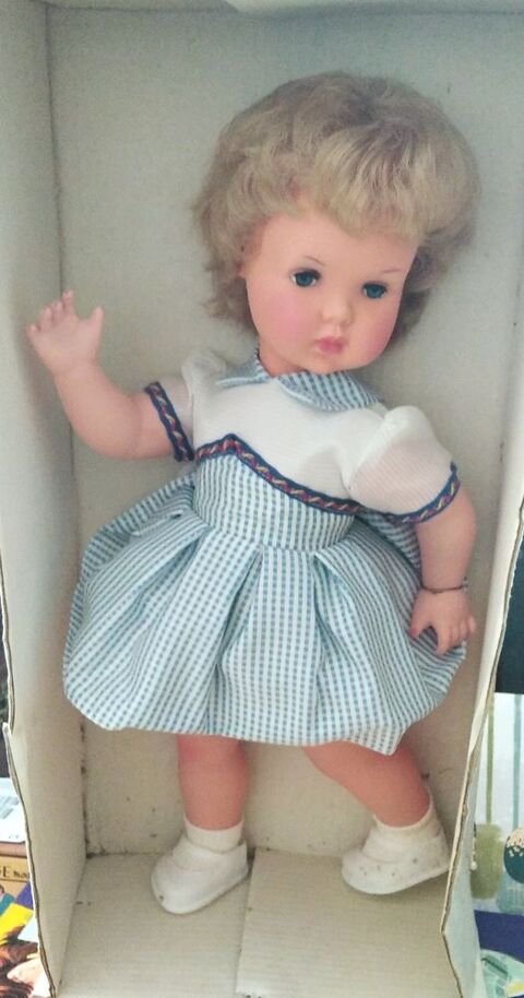 Poupe ancienne Ada. 50 Gurgy (89)