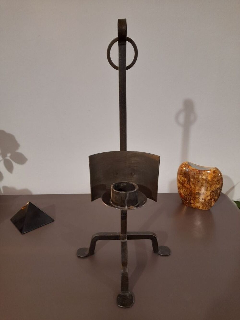 bougeoir sur pieds en fer forg&eacute; Décoration