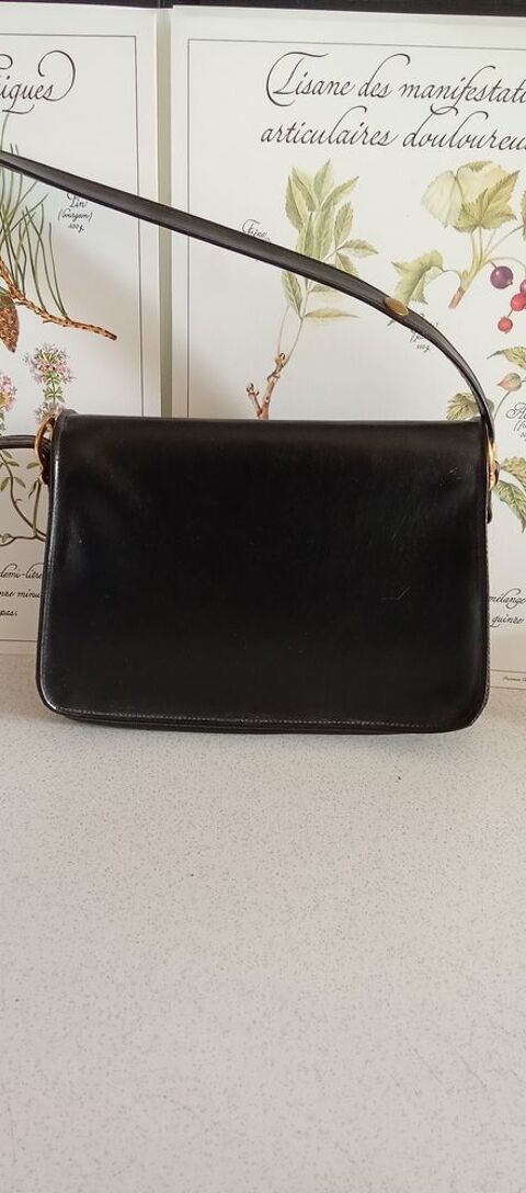 Sac � main noir 10 Nice (06)