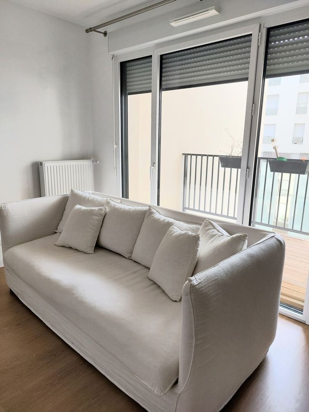 Canap&eacute; blanc lin lav&eacute; Meubles