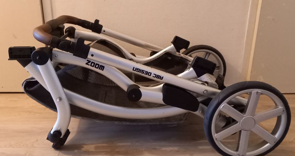 Poussette double zoom abc Puriculture