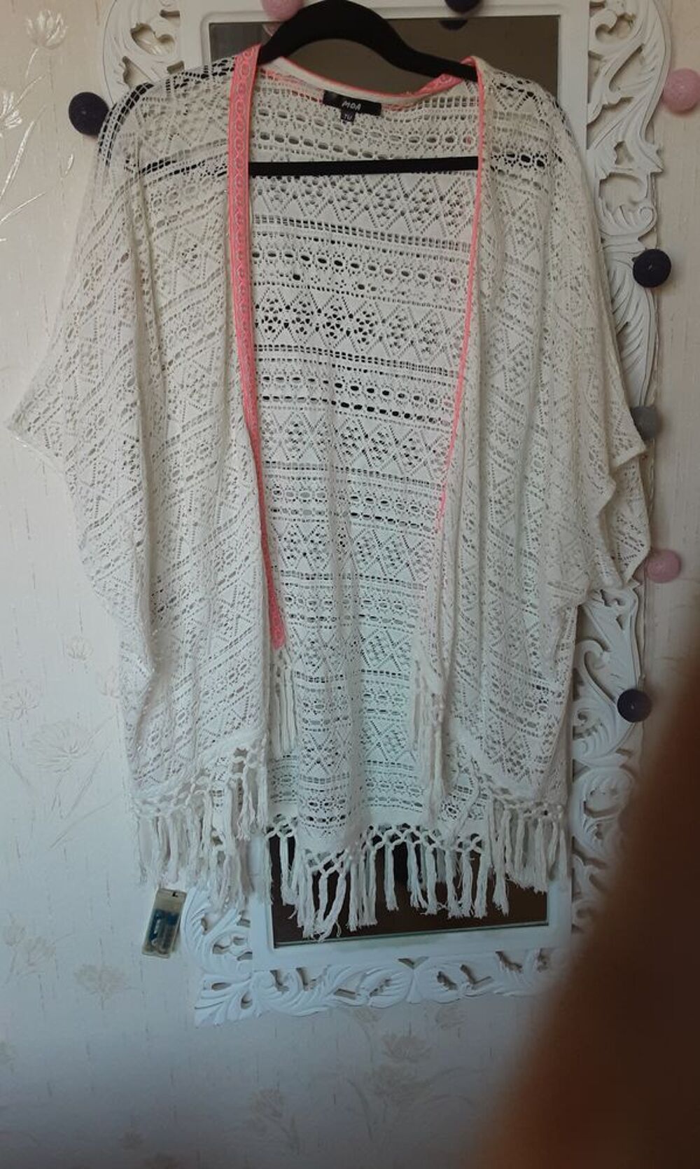 Jolie tenue de plage neuve ou int&eacute;rieur Vêtements