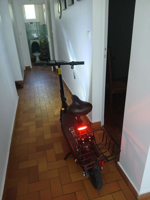 trotinette electrique 500 watts avec selle kooneck 400 Montendre (17)
