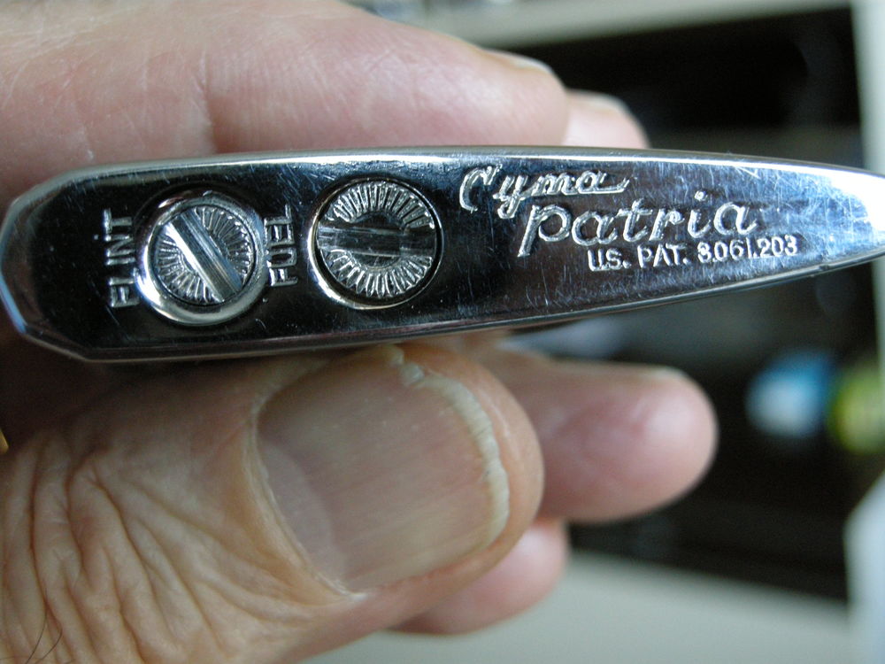Briquet a gaz. 