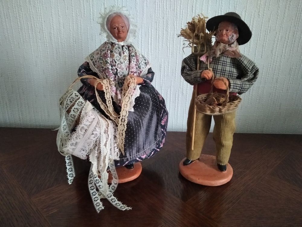 2 grands santons de provence Décoration