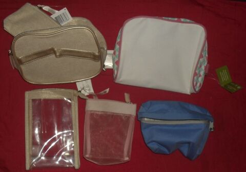 Lot de 5 trousses de Toilette-Maquillage NEUVES. 30 Montreuil (93)