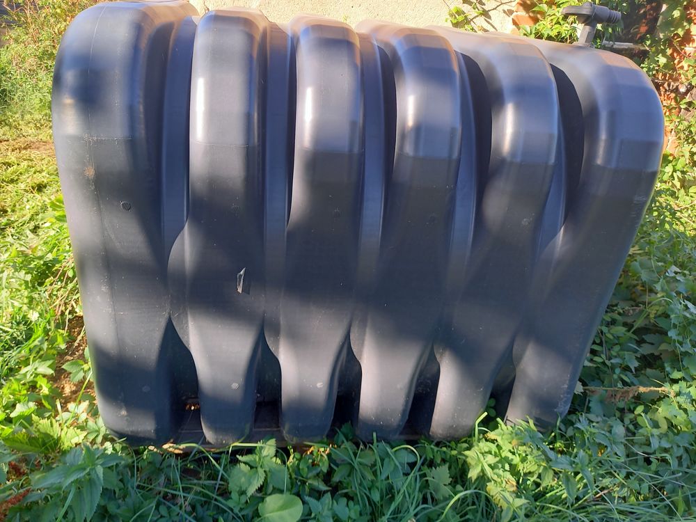 R&eacute;cup&eacute;rateur d'eau 1000 l gris Jardin