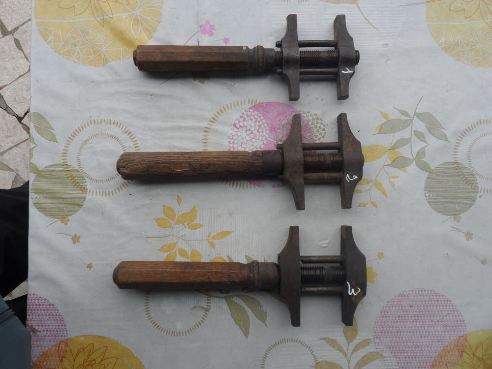 Cl&eacute;s Anglaise &agrave; molette ancienne dans leurs jus fonctionnent Bricolage