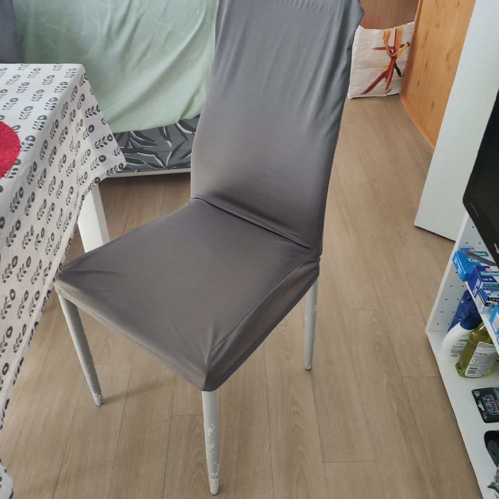 Donne 4 chaises Meubles